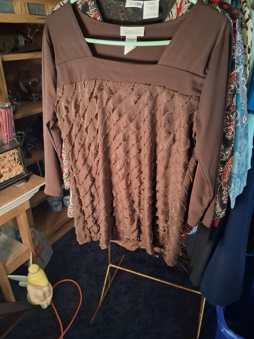 Harve Benard Brown Ruffled Scoop-Neck Women's Top